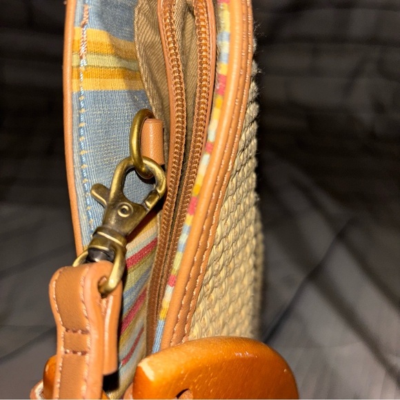 Vintage Fossil Women's 75082 Shoulder Bag Tan Woven Handbag - Picture 10 of 12